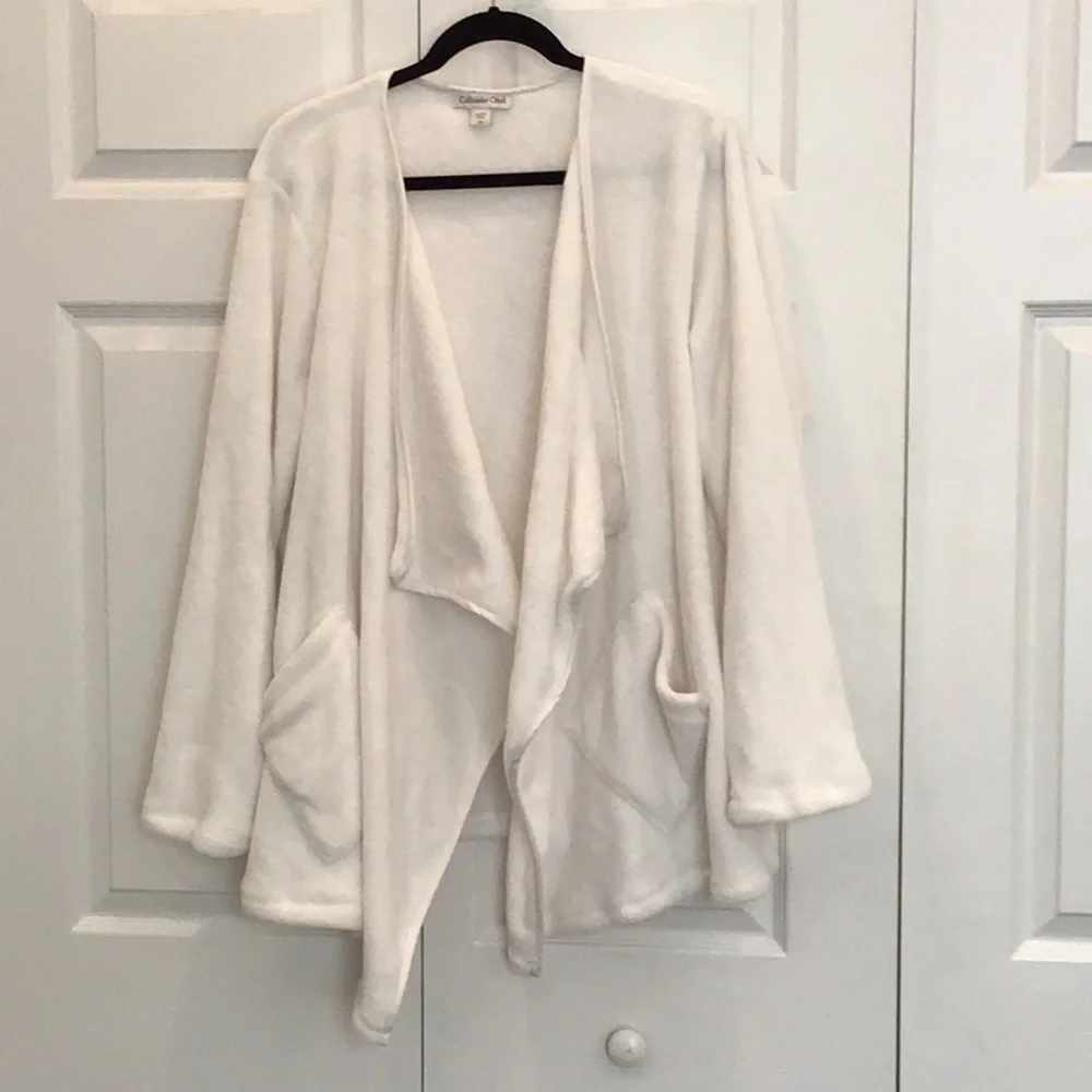 # Coldwater Creek Fuzzy 2X white jacket